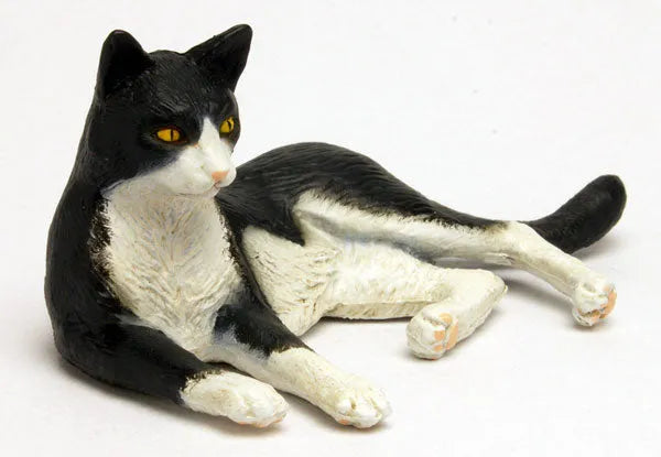 1/12 Japanese Cat Tuxedo Cat (Lying Down)ㅤ – Platz Hobby – ActionFigure Brasil