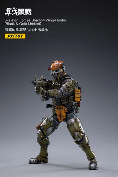 1/18 Battle for the Stars Skeleton Forces Shadow Wing-Hunter (Black & Gold Limited)ㅤ – JOYTOY – ActionFigureBrasil — embalagem