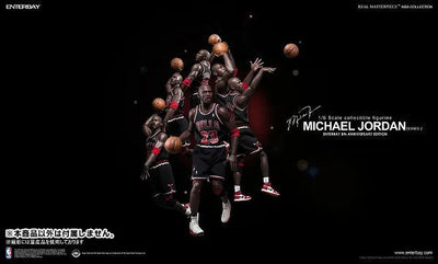 1/6 Real Masterpiece Collectible Figure/ Michael Jordan Series 2 #23 Black Uniformㅤ – ENTERBAY – ActionFigure Brasil — iluminação de estúdio