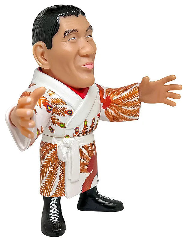 16d Soft Vinyl Collection 019 Legend Masters Giant Baba (Phoenix Gown)ㅤ – 16 directions – ActionFigure Brasil