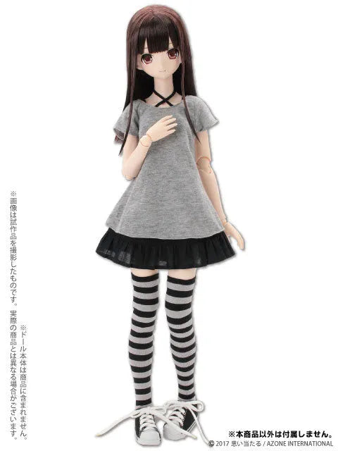 48cm/50cm Doll Wear - 50 Dark Border Knee Socks / Gray x Black (DOLL ACCESSORY)ㅤ – Azone International – ActionFigure Brasil