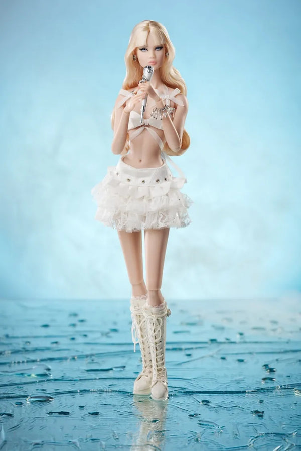 Angelic Sound - Yuri™ - LIMITED EDITION: 1400 – Integrity Toys – ActionFigure Brasil — ambientada