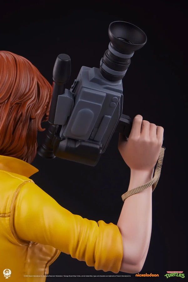 April O’Neil - LIMITED EDITION: 400 – PCS – ActionFigure Brasil