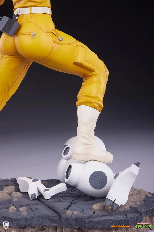 April O’Neil - LIMITED EDITION: 400 – PCS – ActionFigure Brasil