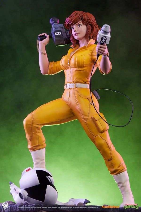 April O’Neil - LIMITED EDITION: 400 – PCS – ActionFigure Brasil