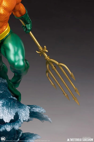 Aquaman - LIMITED EDITION: 500 – Tweeterhead – ActionFigure Brasil — ângulo diferente