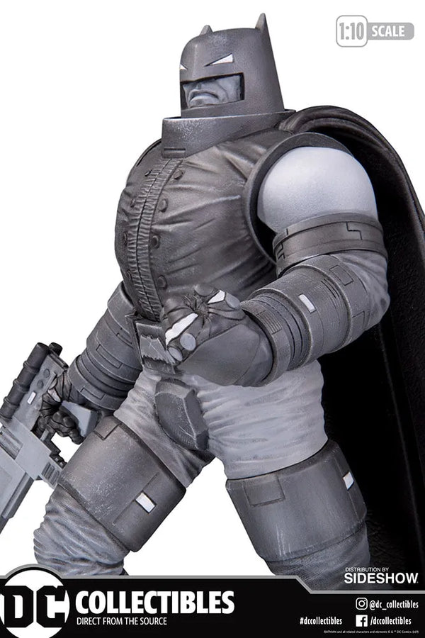 Armored Batman - LIMITED EDITION: 5000 – DC Direct – ActionFigure Brasil