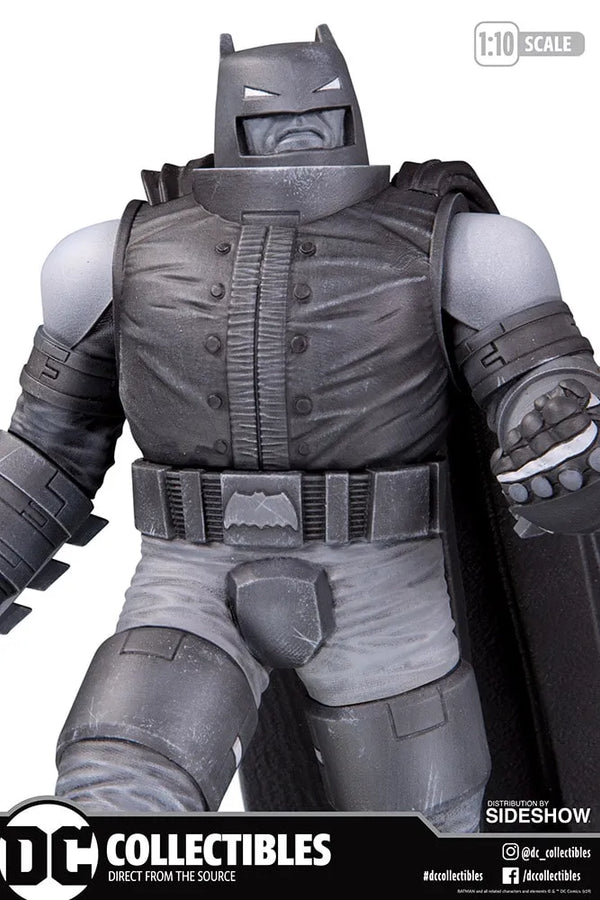 Armored Batman - LIMITED EDITION: 5000 – DC Direct – ActionFigure Brasil