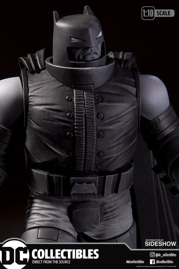 Armored Batman - LIMITED EDITION: 5000 – DC Direct – ActionFigure Brasil