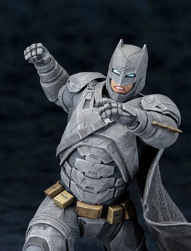 ARTFX+ - Batman vs Superman Dawn of Justice: Batman DAWN OF JUSTICE 1/10ㅤ – Kotobukiya – ActionFigure Brasil
