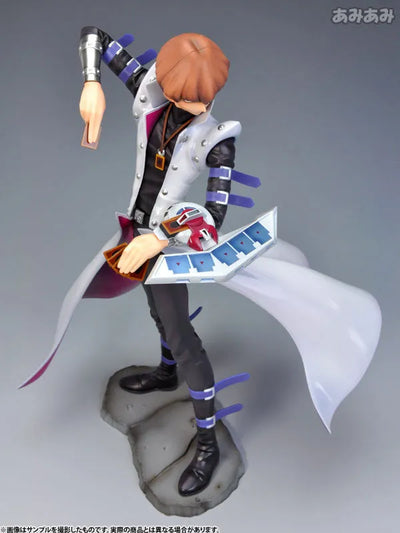 ARTFX J Yu-Gi-Oh! Duel Monsters Seto Kaiba 1/7ㅤ – Kotobukiya – ActionFigure Brasil — close