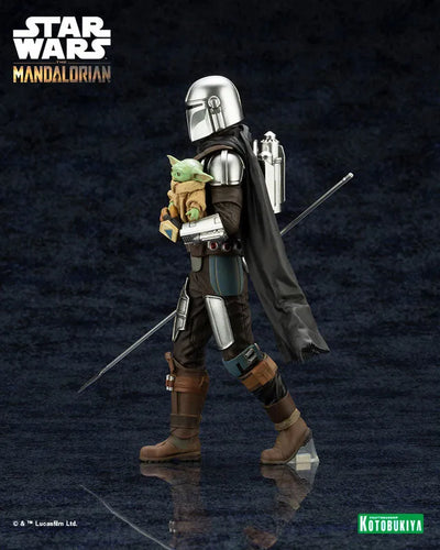 ARTFX+ Mandalorian - Mandalorian & Grogu with Beskar Spear - 1/10 (Kotobukiya)ㅤ – Kotobukiya – ActionFigureBrasil — detalhe do produto