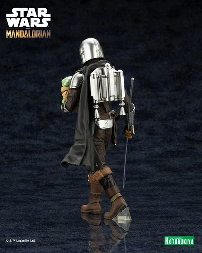 ARTFX+ Mandalorian - Mandalorian & Grogu with Beskar Spear - 1/10 (Kotobukiya)ㅤ – Kotobukiya – ActionFigureBrasil — close
