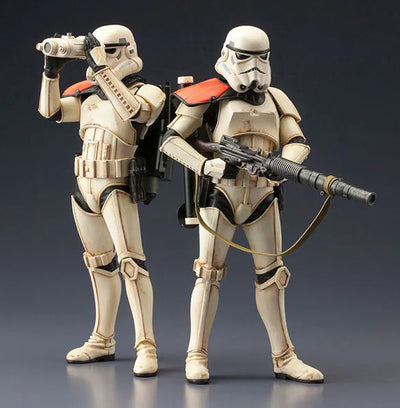 ARTFX+ - Star Wars: Sandtrooper 2 Pack 1/10 Easy Assembly Kitㅤ – Gantaku – ActionFigureBrasil — com base expositora