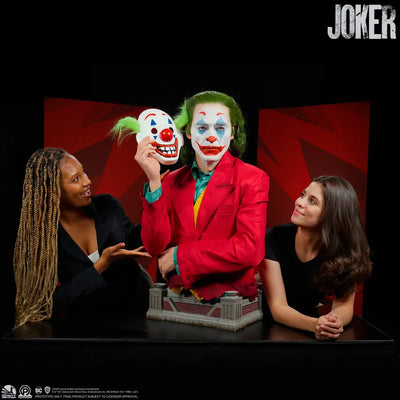 Arthur Fleck - LIMITED EDITION: 350 – Infinity Studio X Penguin Toys – ActionFigure Brasil — acessórios