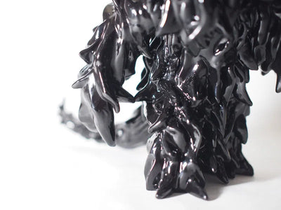 Artistic Monsters Collection (AMC) Hedorah Landing GLOSS BLACKㅤ – CCP – ActionFigureBrasil — ângulo diferente