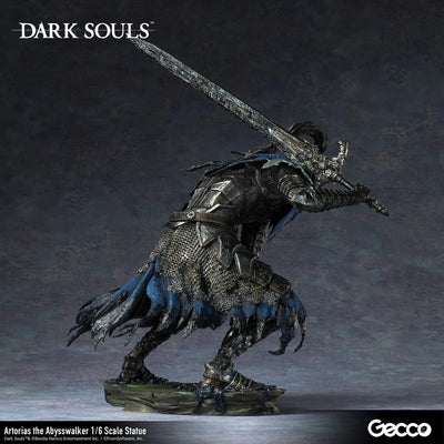 Artorias the Abysswalker – Gecco Co. – ActionFigure Brasil — com base expositora