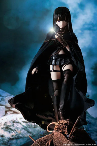 Azone Original 50cm Doll - Black Raven Series Cecily / Darkness Soul -Samayoeru Tamashii- Complete Dollㅤ – Azone International – ActionFigureBrasil — ambientada