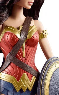 Barbie Black Label - Batman vs Superman: Wonder Womanㅤ – Mattel – ActionFigure Brasil — ângulo diferente