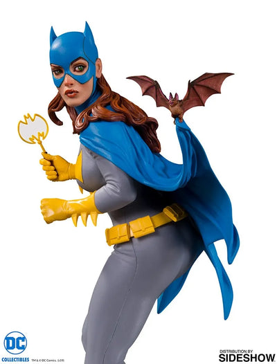 Batgirl - LIMITED EDITION: 5000 – DC Direct – ActionFigure Brasil — iluminação de estúdio