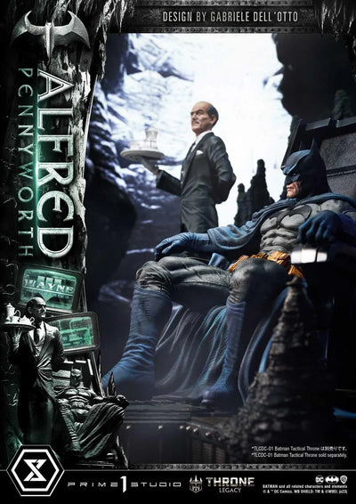Batman - Alfred Pennyworth - Throne Legacy TLCDC-02 - 1/4 (Prime 1 Studio)ㅤ – Prime 1 Studio – ActionFigureBrasil — ângulo diferente