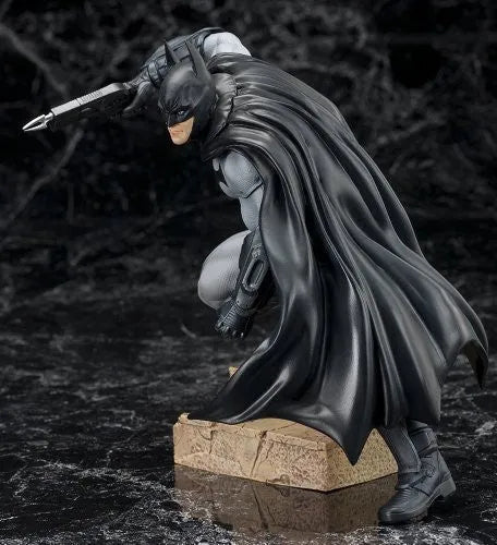Batman: Arkham City - Batman - ARTFX+ - 1/10 (Kotobukiya)ㅤ – Kotobukiya – ActionFigure Brasil