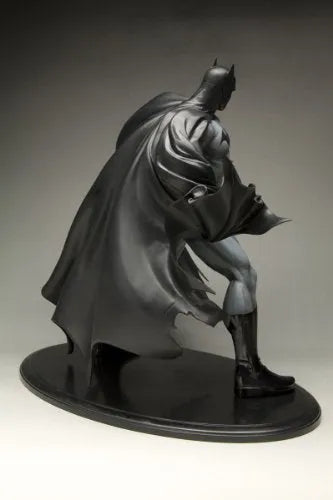 Batman - ARTFX Statue - 1/6 - Black Costume (Kotobukiya)ㅤ – Kotobukiya – ActionFigureBrasil