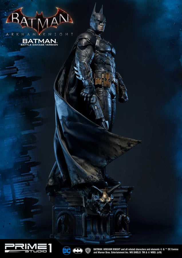 Batman (Battle Damage Edition) Batman: Arkham Knight – Prime1Studio – ActionFigure Brasil