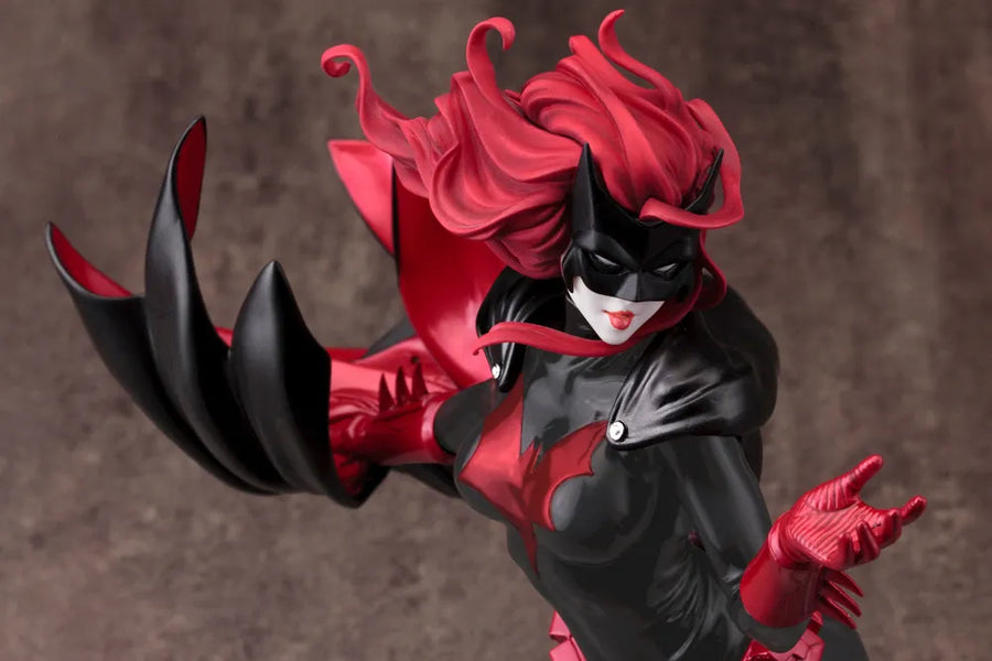 Batman - Batwoman - Bishoujo Statue - DC Comics Bishoujo - 1/7 - 2nd Edition (Kotobukiya)ㅤ – Kotobukiya – ActionFigureBrasil