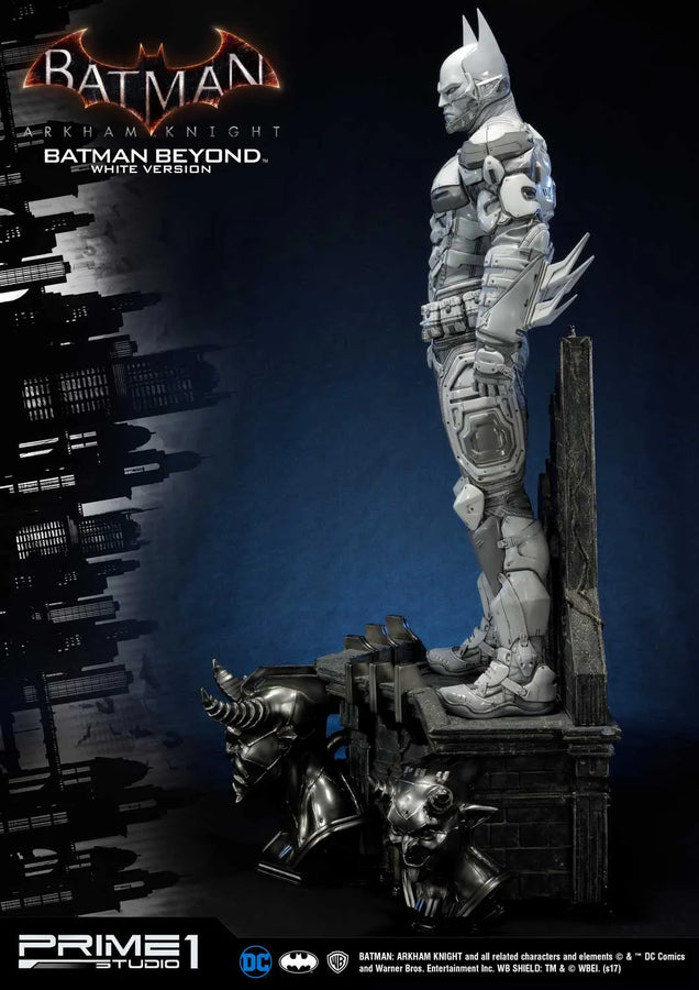 Batman Beyond (White Version) Batman: Arkham Knight – Prime1Studio – ActionFigure Brasil