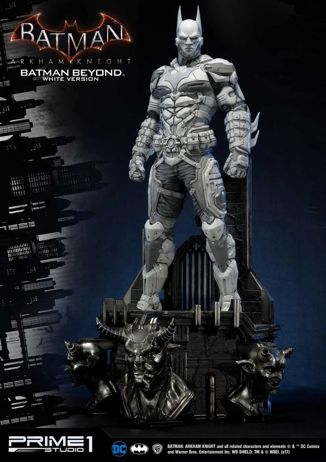Batman Beyond (White Version) Batman: Arkham Knight – Prime1Studio – ActionFigure Brasil