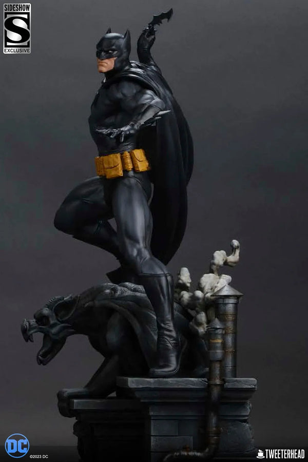 Batman™ (Black and Gray Edition) - LIMITED EDITION: 300 (Quarter Scale) – Tweeterhead – ActionFigure Brasil