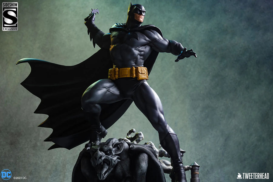Batman™ (Black and Gray Edition) - LIMITED EDITION: 300 (Quarter Scale) – Tweeterhead – ActionFigure Brasil