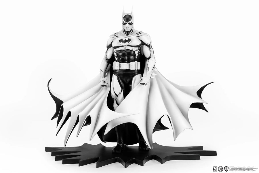 Batman Black & White Version (PX Exclusive) - LIMITED EDITION: 2000 (Black & White Version) – PureArts – ActionFigure Brasil