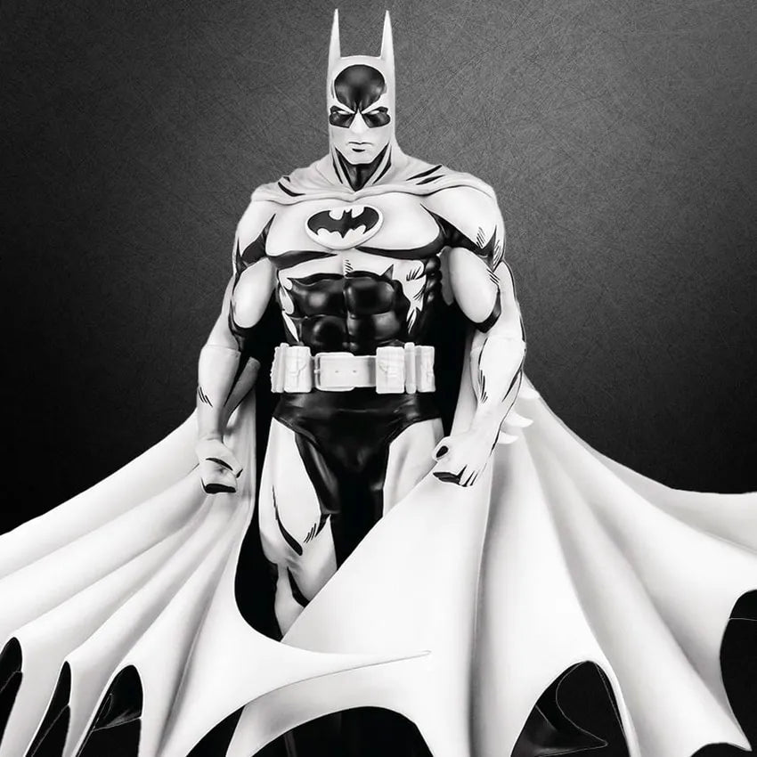 Batman Black & White Version (PX Exclusive) - LIMITED EDITION: 2000 (Black & White Version) – PureArts – ActionFigure Brasil