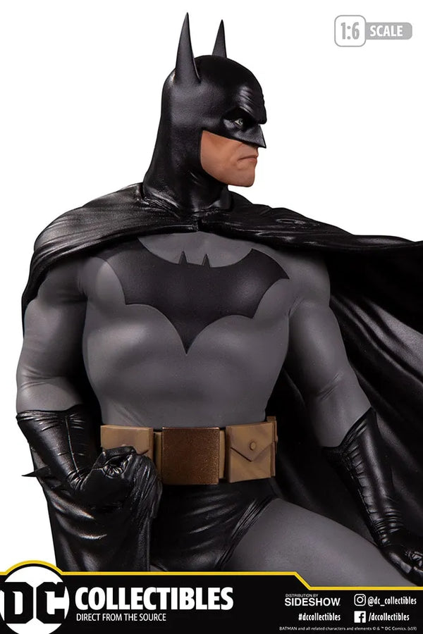 Batman (Deluxe) - LIMITED EDITION: 5000 – DC Direct – ActionFigure Brasil