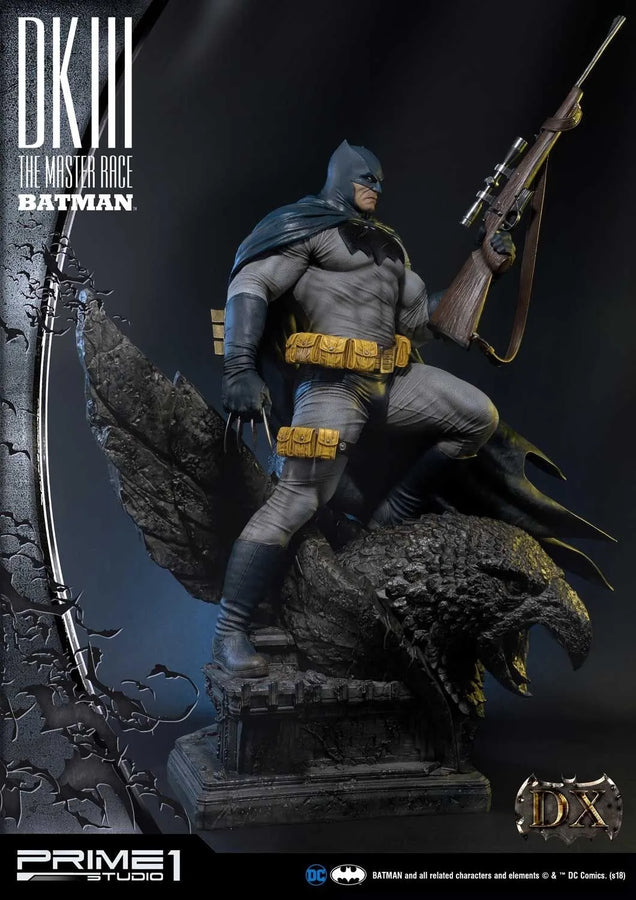 Batman (Deluxe Version) Batman Dark Knight III The Master Race (Comics) – Prime1Studio – ActionFigure Brasil