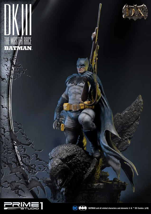 Batman (Deluxe Version) Batman Dark Knight III The Master Race (Comics) – Prime1Studio – ActionFigure Brasil