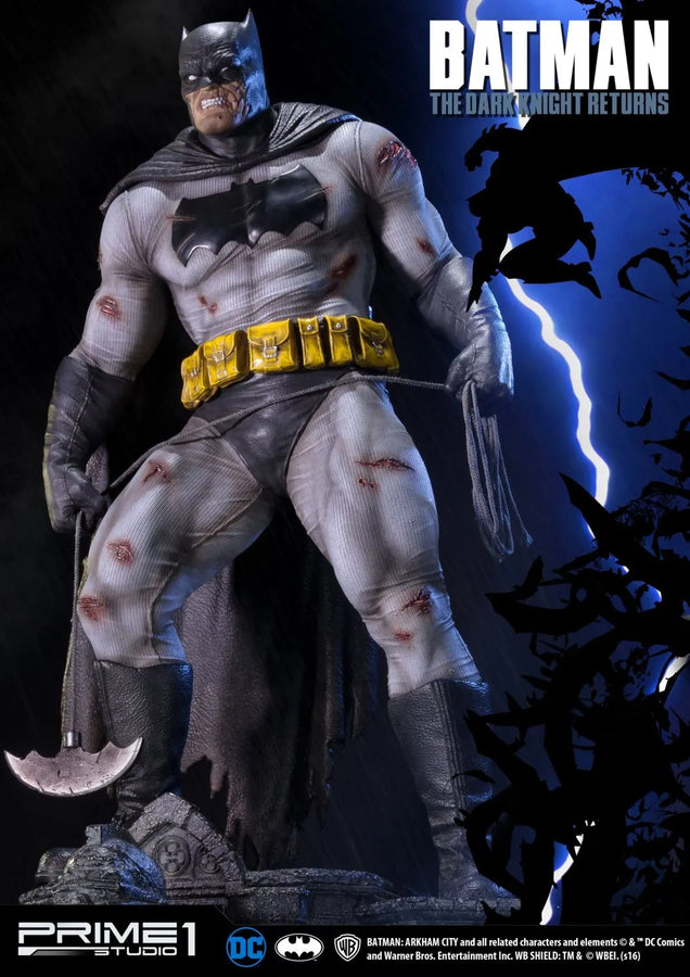 Batman (Exclusive Version) Batman: Arkham City (The Dark Knight Returns) – Prime1Studio – ActionFigure Brasil