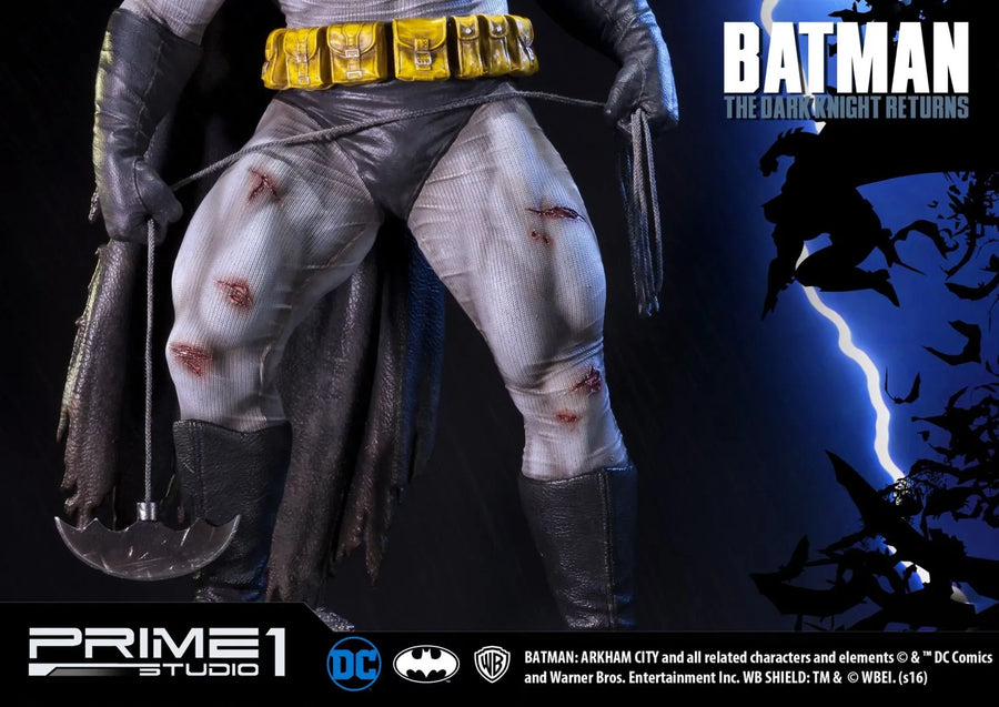 Batman (Exclusive Version) Batman: Arkham City (The Dark Knight Returns) – Prime1Studio – ActionFigure Brasil