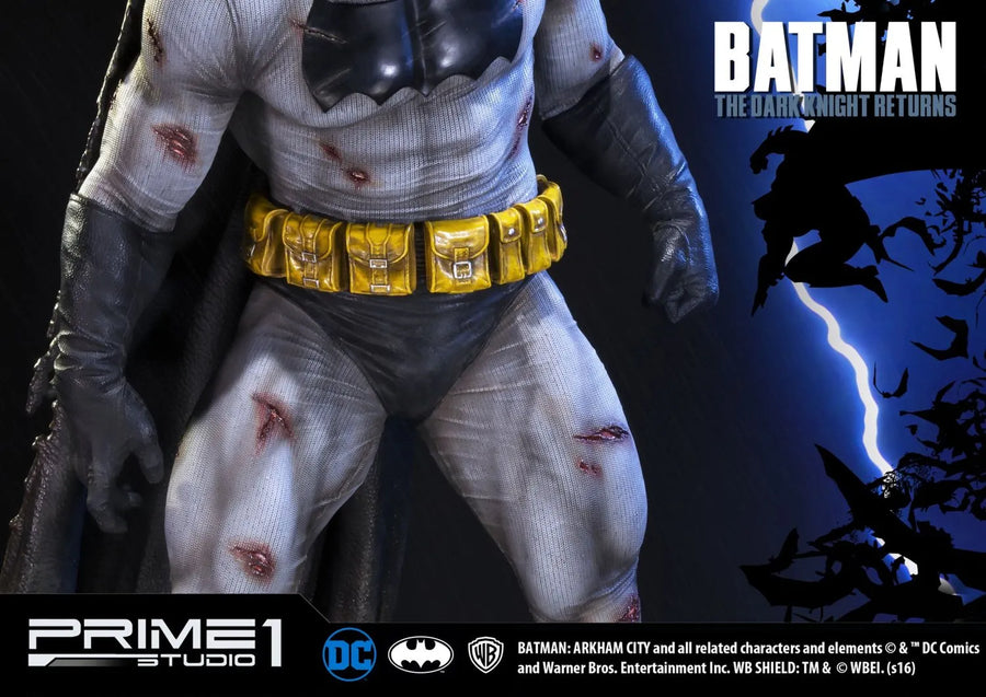 Batman (Exclusive Version) Batman: Arkham City (The Dark Knight Returns) – Prime1Studio – ActionFigure Brasil