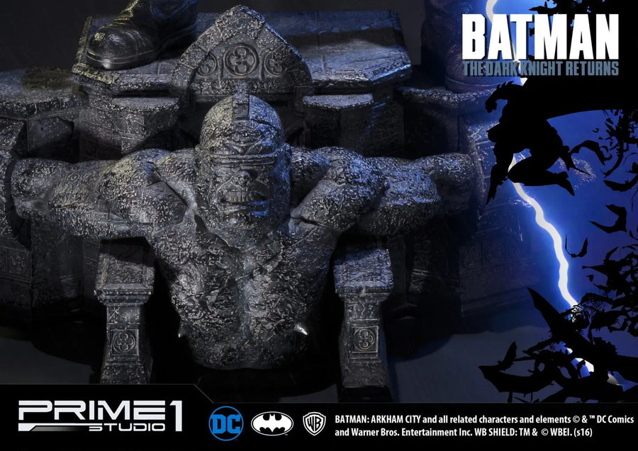 Batman (Exclusive Version) Batman: Arkham City (The Dark Knight Returns) – Prime1Studio – ActionFigure Brasil