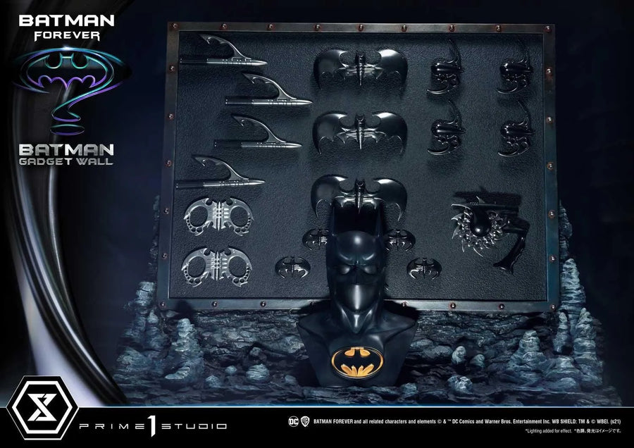 Batman Gadget Wall (Regular Version) Batman Forever – Prime1Studio – ActionFigure Brasil