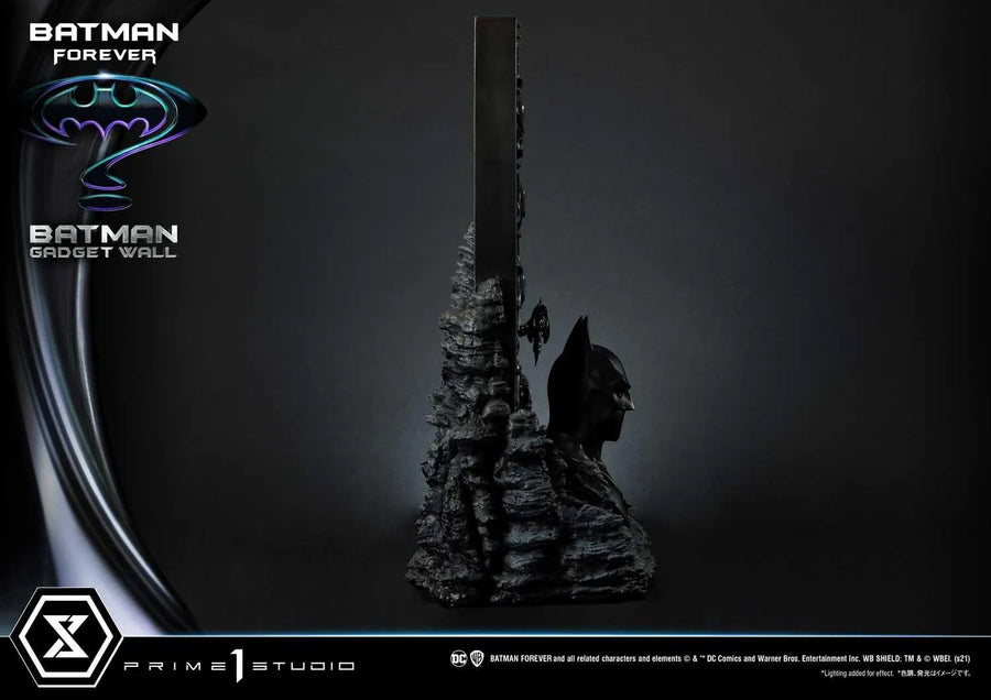 Batman Gadget Wall (Regular Version) Batman Forever – Prime1Studio – ActionFigure Brasil
