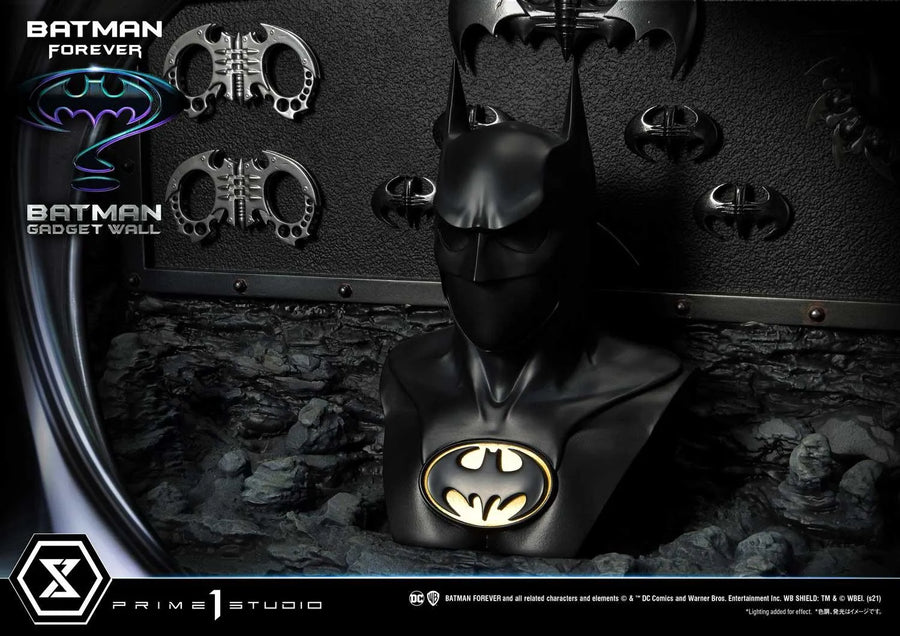Batman Gadget Wall (Regular Version) Batman Forever – Prime1Studio – ActionFigure Brasil