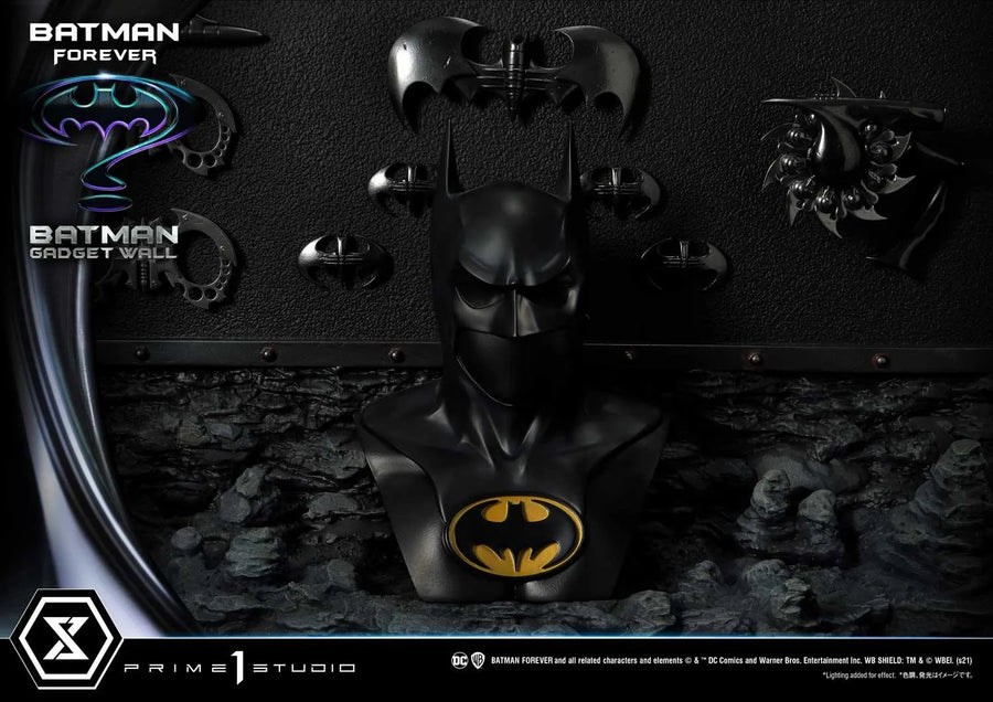 Batman Gadget Wall (Regular Version) Batman Forever – Prime1Studio – ActionFigure Brasil