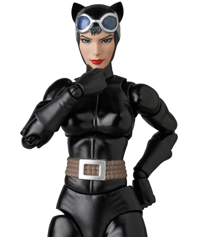 Batman: Hush - Catwoman - Mafex No. 123 (Medicom Toy)ㅤ – Medicom Toy – ActionFigure Brasil