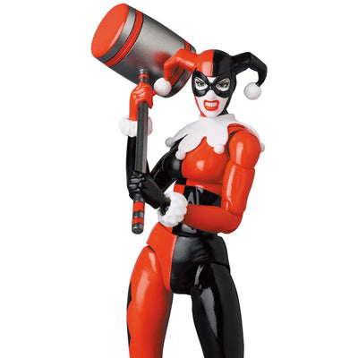 Batman: Hush - Harley Quinn - Mafex (No.162) - Batman: Hush Ver. (Medicom Toy)ㅤ – Medicom Toy – ActionFigureBrasil — com base expositora