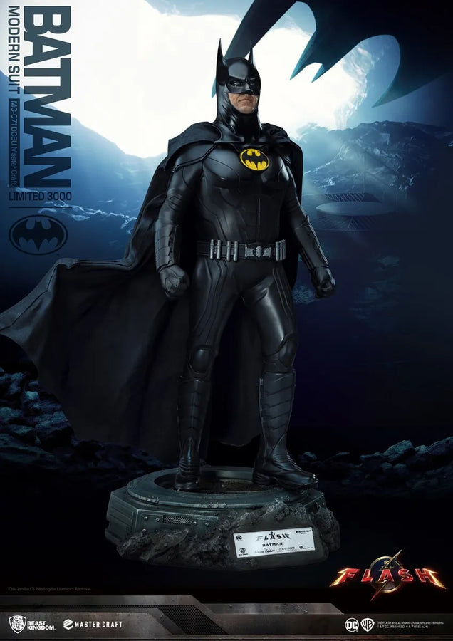 Batman Modern Suit - LIMITED EDITION: 3000 – Beast Kingdom – ActionFigure Brasil