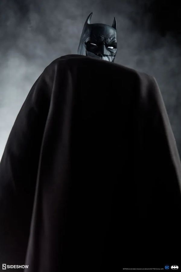 Batman (Noir Version) - LIMITED EDITION: 500 – Sideshow Collectibles – ActionFigure Brasil
